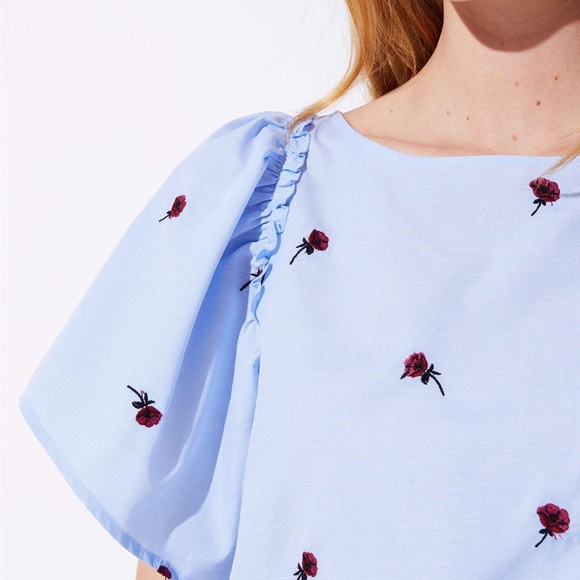 🌹LOFT Rose Embroidered Flare Sleeve Top🌹 - Picture 3 of 3